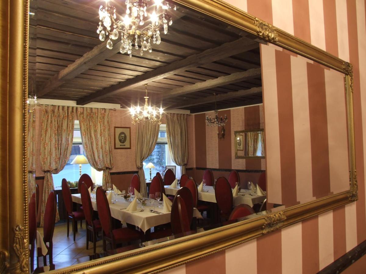 Rooms & Restaurant Ostarija 多莱尼斯凯托普利采 外观 照片