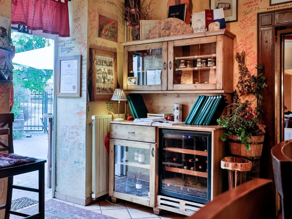 Rooms & Restaurant Ostarija 多莱尼斯凯托普利采 外观 照片
