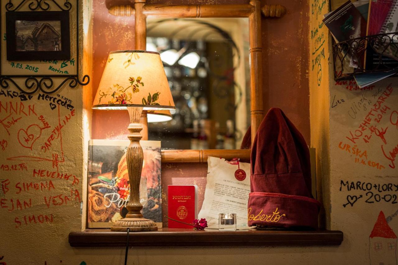 Rooms & Restaurant Ostarija 多莱尼斯凯托普利采 外观 照片